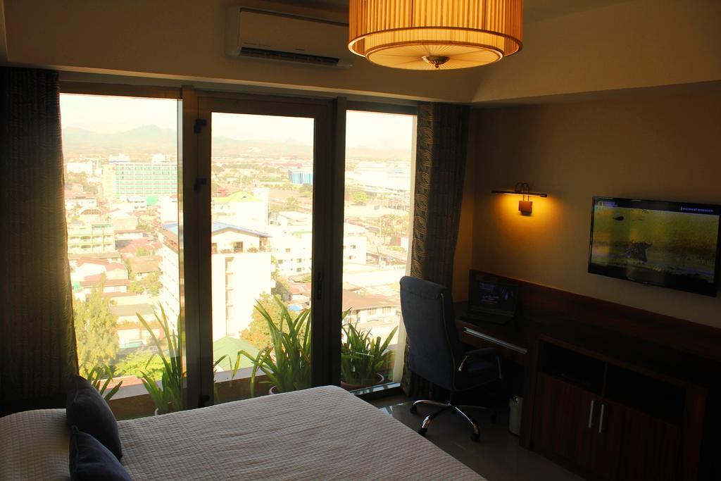 Park Tower 4* Angeles