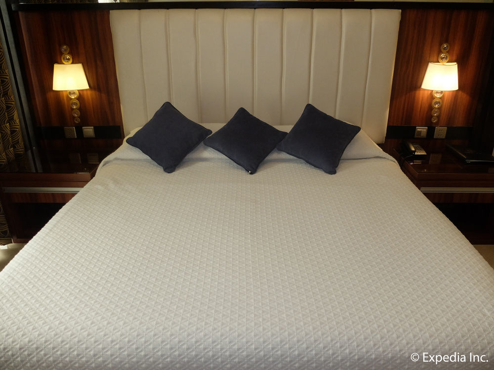 Park Tower Hotel 4*